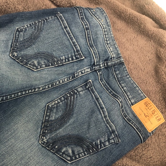 Hollister Super Skinny High Rise - Picture 3 of 4